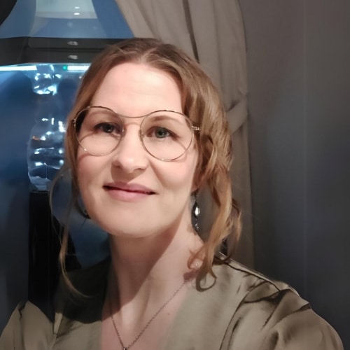 Miia Kamula - Psykoterapeuttiopiskelija, ratkaisukeskeinen lyhytterapeutti ja seksuaalineuvoja - Terapia - Mielipalvelut (500 x 500 px) (5)