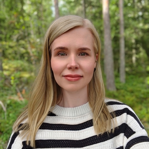 Annika Wiik - Sosionomi - Psykoterapeuttiopiskelija - Kognitiivis-Analyyttinen - Mielipalvelut Oy Helsinki 2